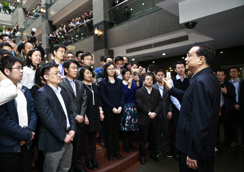 李克强谈营改增减税：要让企业过好日子，政府就要过紧日子！(图2)