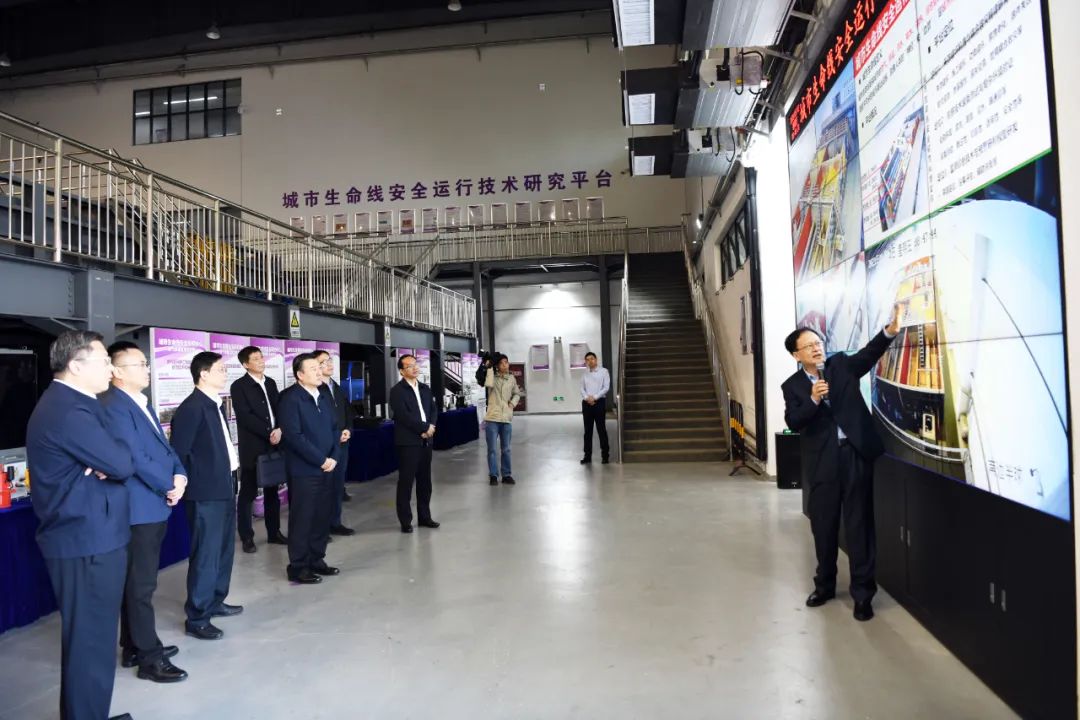 住房和城乡建设部召开推进城市基础设施生命线安全工程现场会(图2)